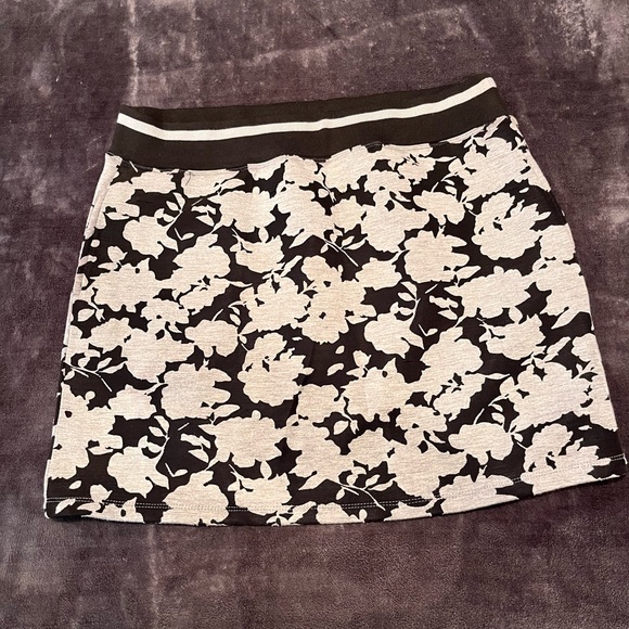 Fabletics Shine On Allie Sport Skirt Athleisure Athletic Wear Casual Large - Picture 2 of 4